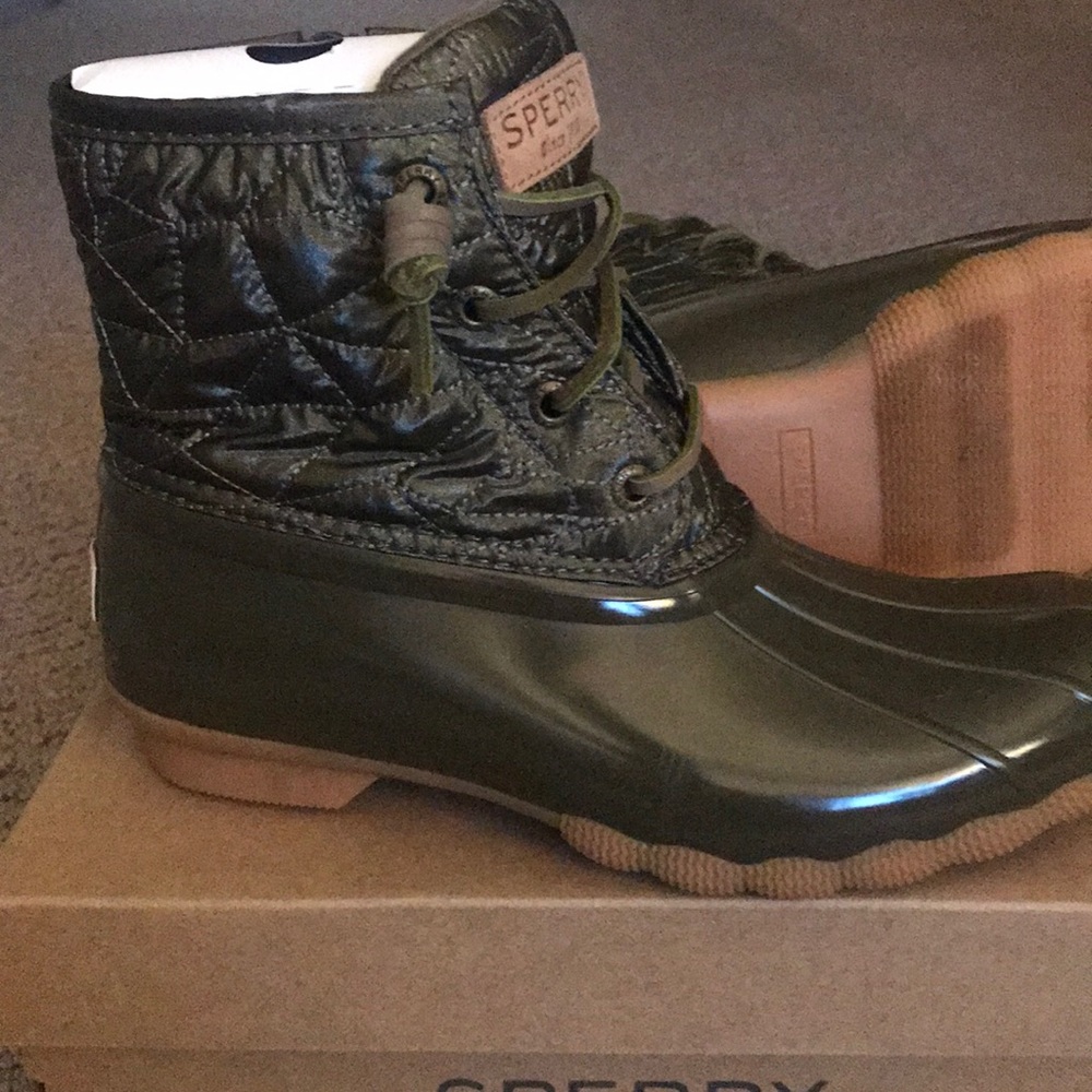 Sperry Saltwater Nylon Quilt Boots-Olive 5.5
